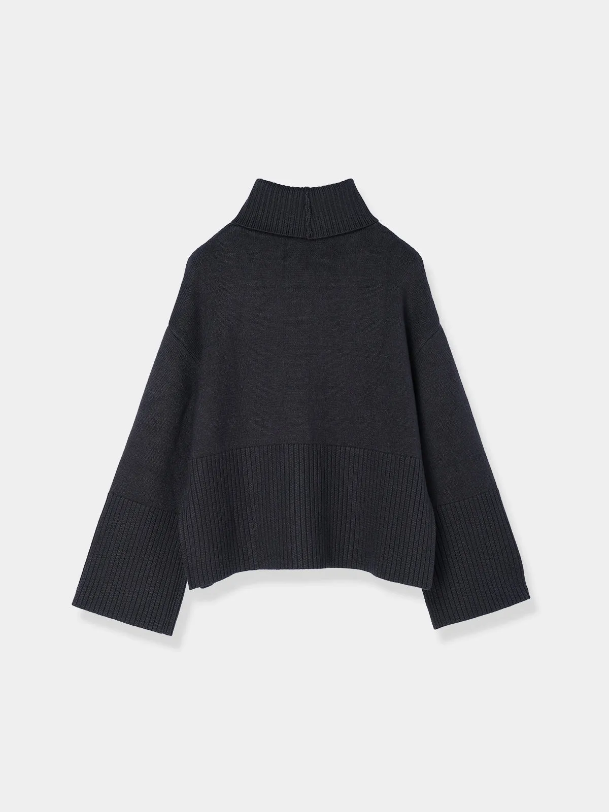 Drop shoulder Pullover